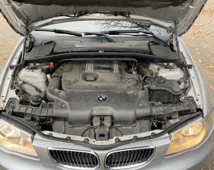 Серый БМВ 1 Серия, объемом двигателя 2 л и пробегом 414 тыс. км за 4800 $, фото 1 на Automoto.ua