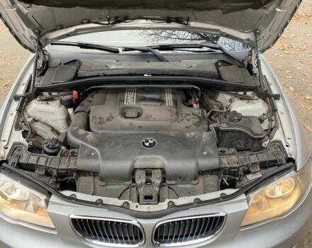 Серый БМВ 1 Серия, объемом двигателя 2 л и пробегом 400 тыс. км за 4800 $, фото 1 на Automoto.ua