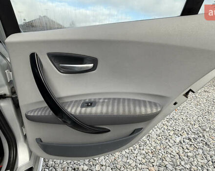 Серый БМВ 1 Серия, объемом двигателя 2 л и пробегом 192 тыс. км за 7000 $, фото 24 на Automoto.ua