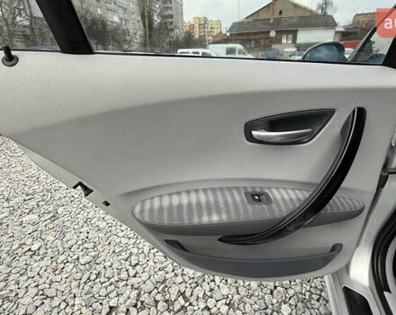 Серый БМВ 1 Серия, объемом двигателя 2 л и пробегом 192 тыс. км за 7000 $, фото 19 на Automoto.ua