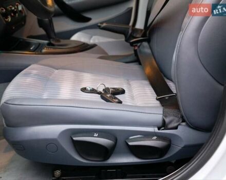 Серый БМВ 1 Серия, объемом двигателя 2 л и пробегом 190 тыс. км за 6999 $, фото 22 на Automoto.ua