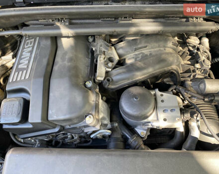 Серый БМВ 1 Серия, объемом двигателя 2 л и пробегом 280 тыс. км за 7000 $, фото 13 на Automoto.ua