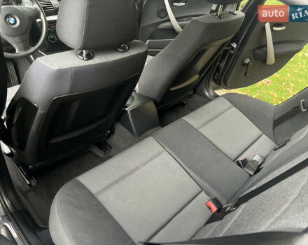 Серый БМВ 1 Серия, объемом двигателя 2 л и пробегом 204 тыс. км за 7000 $, фото 27 на Automoto.ua