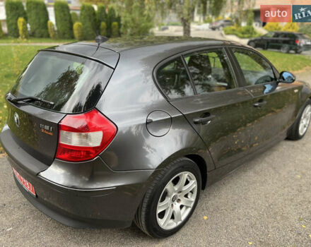 Серый БМВ 1 Серия, объемом двигателя 2 л и пробегом 203 тыс. км за 6950 $, фото 5 на Automoto.ua