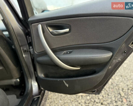 Серый БМВ 1 Серия, объемом двигателя 2 л и пробегом 280 тыс. км за 7199 $, фото 26 на Automoto.ua