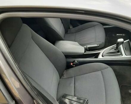 Серый БМВ 1 Серия, объемом двигателя 2 л и пробегом 170 тыс. км за 8000 $, фото 14 на Automoto.ua