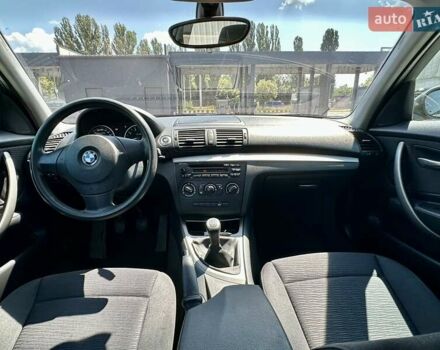 Серый БМВ 1 Серия, объемом двигателя 1.6 л и пробегом 309 тыс. км за 5200 $, фото 17 на Automoto.ua