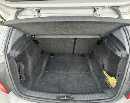 Серый БМВ 1 Серия, объемом двигателя 2 л и пробегом 195 тыс. км за 7800 $, фото 24 на Automoto.ua