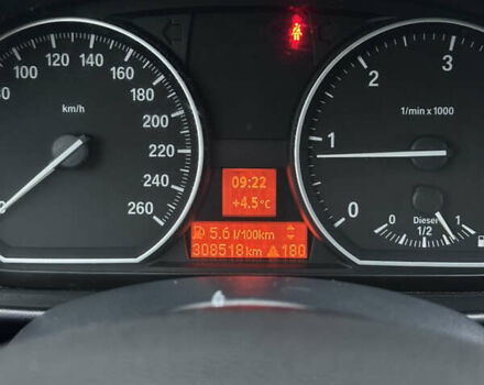 Сірий БМВ 1 Серія, об'ємом двигуна 2 л та пробігом 308 тис. км за 8300 $, фото 13 на Automoto.ua