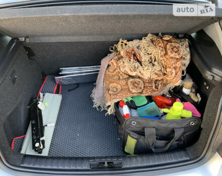 Серый БМВ 1 Серия, объемом двигателя 2 л и пробегом 148 тыс. км за 8500 $, фото 37 на Automoto.ua