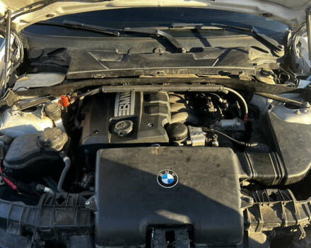 Серый БМВ 1 Серия, объемом двигателя 2 л и пробегом 290 тыс. км за 7800 $, фото 15 на Automoto.ua