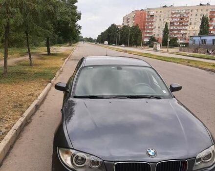 Серый БМВ 1 Серия, объемом двигателя 2 л и пробегом 170 тыс. км за 8000 $, фото 1 на Automoto.ua