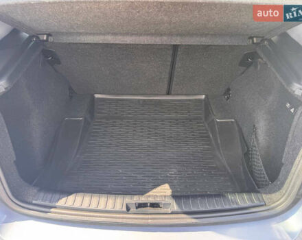 Серый БМВ 1 Серия, объемом двигателя 2 л и пробегом 160 тыс. км за 6900 $, фото 8 на Automoto.ua