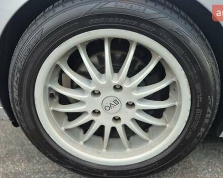 Серый БМВ 1 Серия, объемом двигателя 2 л и пробегом 278 тыс. км за 6500 $, фото 18 на Automoto.ua