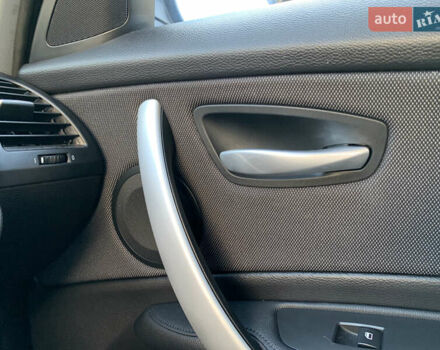 Серый БМВ 1 Серия, объемом двигателя 2 л и пробегом 148 тыс. км за 8500 $, фото 22 на Automoto.ua