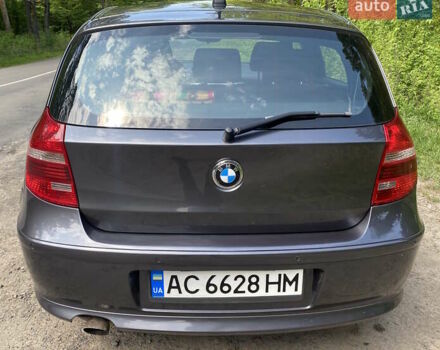 Серый БМВ 1 Серия, объемом двигателя 2 л и пробегом 220 тыс. км за 7250 $, фото 5 на Automoto.ua