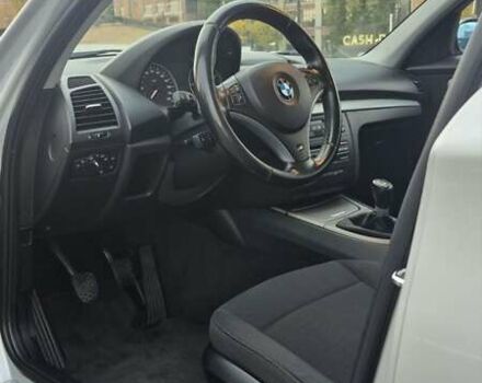 Серый БМВ 1 Серия, объемом двигателя 2 л и пробегом 278 тыс. км за 6500 $, фото 9 на Automoto.ua