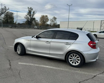 Серый БМВ 1 Серия, объемом двигателя 2 л и пробегом 195 тыс. км за 7800 $, фото 3 на Automoto.ua