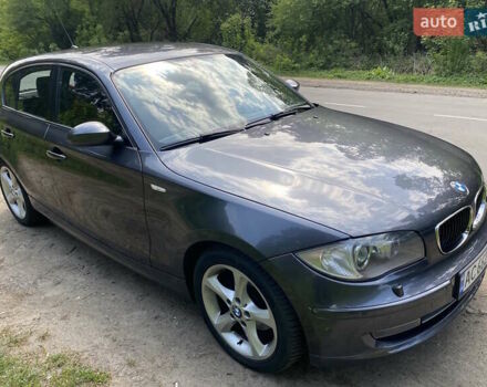 Серый БМВ 1 Серия, объемом двигателя 2 л и пробегом 220 тыс. км за 7250 $, фото 6 на Automoto.ua