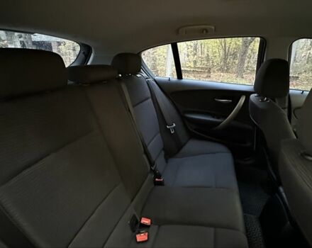 Серый БМВ 1 Серия, объемом двигателя 1.6 л и пробегом 270 тыс. км за 6700 $, фото 12 на Automoto.ua