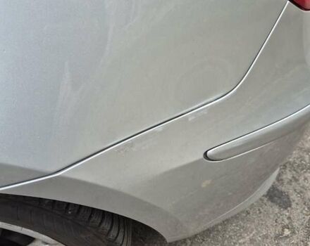 Серый БМВ 1 Серия, объемом двигателя 2 л и пробегом 194 тыс. км за 7000 $, фото 5 на Automoto.ua