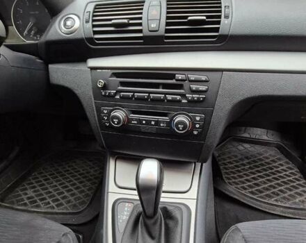 Серый БМВ 1 Серия, объемом двигателя 2 л и пробегом 194 тыс. км за 7000 $, фото 8 на Automoto.ua