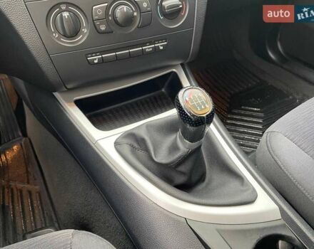 Сірий БМВ 1 Серія, об'ємом двигуна 2 л та пробігом 281 тис. км за 6000 $, фото 16 на Automoto.ua