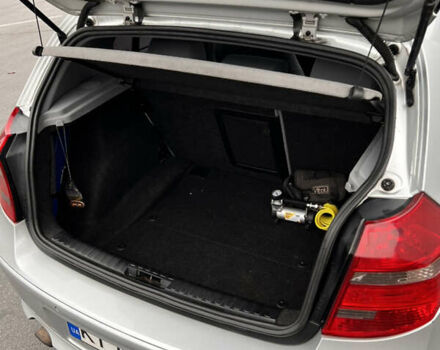 Серый БМВ 1 Серия, объемом двигателя 2 л и пробегом 312 тыс. км за 6200 $, фото 10 на Automoto.ua