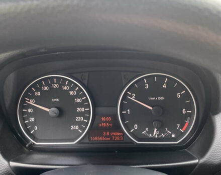 Серый БМВ 1 Серия, объемом двигателя 2 л и пробегом 170 тыс. км за 6800 $, фото 18 на Automoto.ua