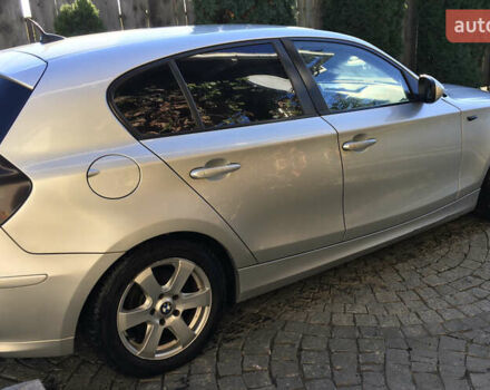 БМВ 1 Серия 2009 в Ужгороде на Automoto.ua Серый БМВ 1 Серия, объемом двигателя 2 л и пробегом 200 тыс. км за 5500 $, фото 6 на Automoto.ua