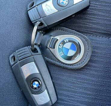 Серый БМВ 1 Серия, объемом двигателя 2 л и пробегом 307 тыс. км за 9500 $, фото 14 на Automoto.ua