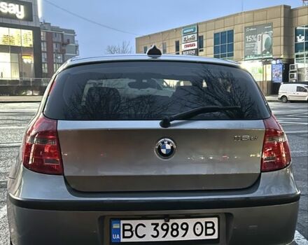 Серый БМВ 1 Серия, объемом двигателя 2 л и пробегом 273 тыс. км за 8300 $, фото 7 на Automoto.ua