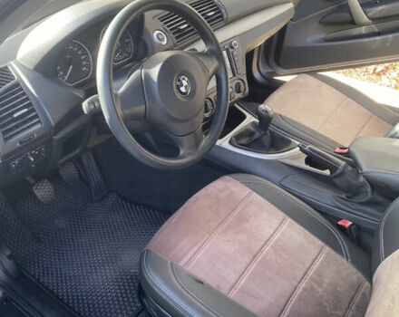 Серый БМВ 1 Серия, объемом двигателя 2 л и пробегом 170 тыс. км за 6800 $, фото 16 на Automoto.ua