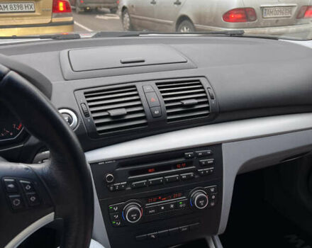 Серый БМВ 1 Серия, объемом двигателя 2 л и пробегом 312 тыс. км за 6200 $, фото 19 на Automoto.ua