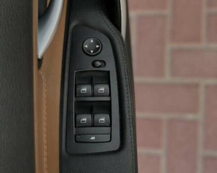 Серый БМВ 1 Серия, объемом двигателя 2 л и пробегом 245 тыс. км за 6993 $, фото 9 на Automoto.ua