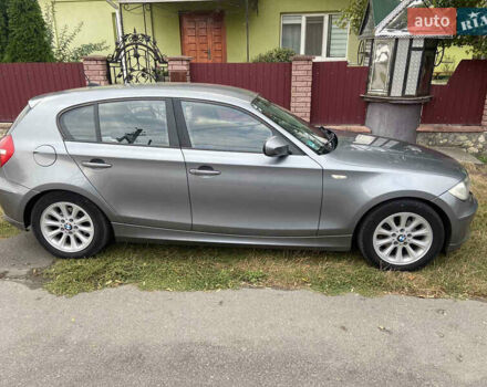 Серый БМВ 1 Серия, объемом двигателя 2 л и пробегом 318 тыс. км за 7300 $, фото 2 на Automoto.ua