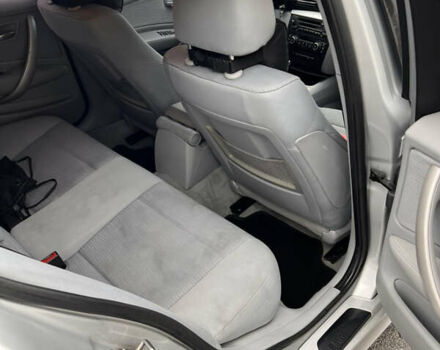 Серый БМВ 1 Серия, объемом двигателя 2 л и пробегом 312 тыс. км за 6200 $, фото 11 на Automoto.ua