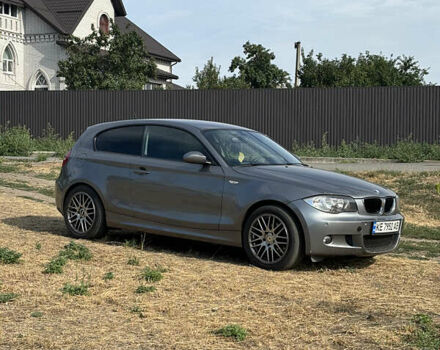 Серый БМВ 1 Серия, объемом двигателя 2 л и пробегом 170 тыс. км за 6300 $, фото 16 на Automoto.ua