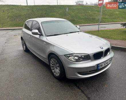 Серый БМВ 1 Серия, объемом двигателя 2 л и пробегом 200 тыс. км за 7550 $, фото 9 на Automoto.ua