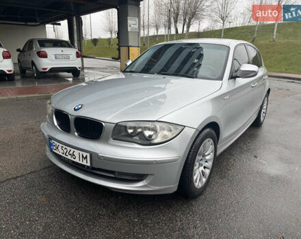 Серый БМВ 1 Серия, объемом двигателя 2 л и пробегом 200 тыс. км за 7550 $, фото 3 на Automoto.ua