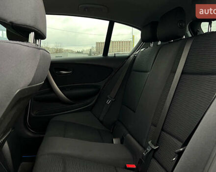 Серый БМВ 1 Серия, объемом двигателя 2 л и пробегом 117 тыс. км за 7650 $, фото 18 на Automoto.ua