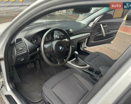 Серый БМВ 1 Серия, объемом двигателя 2 л и пробегом 200 тыс. км за 7550 $, фото 56 на Automoto.ua