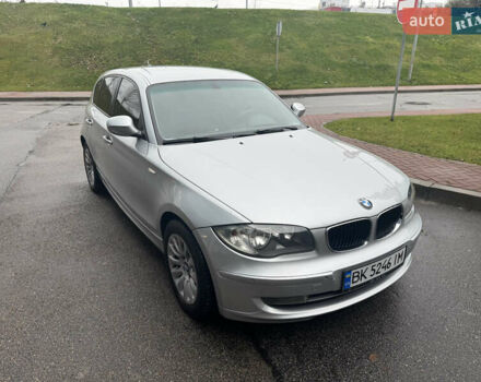 Серый БМВ 1 Серия, объемом двигателя 2 л и пробегом 200 тыс. км за 7550 $, фото 12 на Automoto.ua
