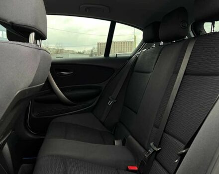 Серый БМВ 1 Серия, объемом двигателя 2 л и пробегом 117 тыс. км за 7650 $, фото 18 на Automoto.ua