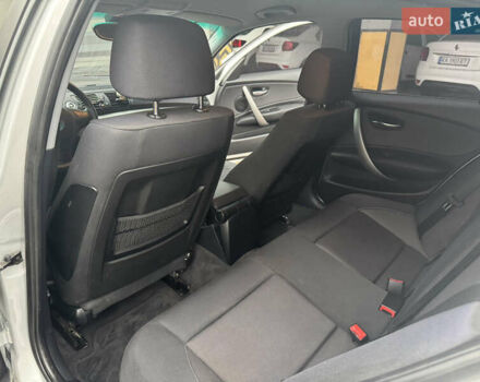 Серый БМВ 1 Серия, объемом двигателя 2 л и пробегом 200 тыс. км за 7550 $, фото 60 на Automoto.ua