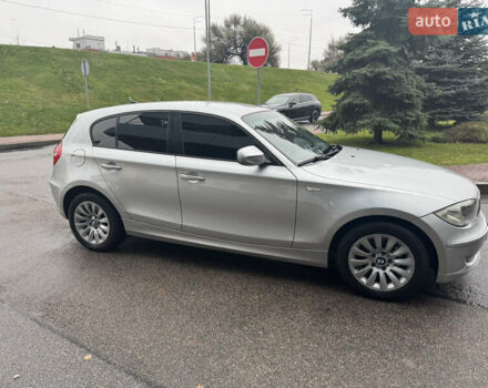 Серый БМВ 1 Серия, объемом двигателя 2 л и пробегом 200 тыс. км за 7550 $, фото 14 на Automoto.ua