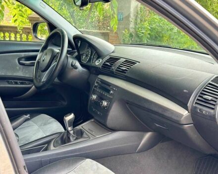 Серый БМВ 1 Серия, объемом двигателя 2 л и пробегом 330 тыс. км за 6499 $, фото 14 на Automoto.ua