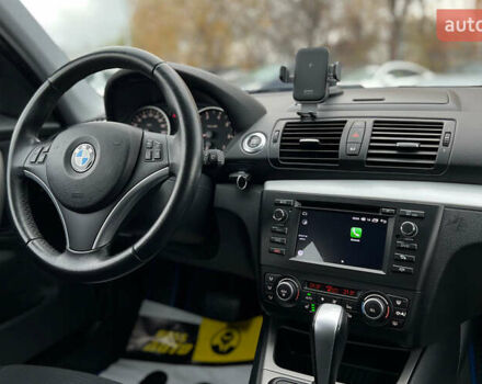 Серый БМВ 1 Серия, объемом двигателя 2 л и пробегом 117 тыс. км за 7650 $, фото 17 на Automoto.ua
