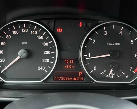 Серый БМВ 1 Серия, объемом двигателя 2 л и пробегом 117 тыс. км за 7650 $, фото 11 на Automoto.ua