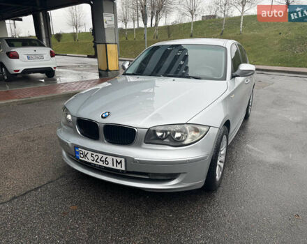 Серый БМВ 1 Серия, объемом двигателя 2 л и пробегом 200 тыс. км за 7550 $, фото 6 на Automoto.ua
